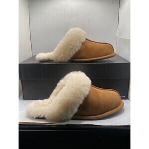 UGG 1106872 Scuffette II (women) Size 8